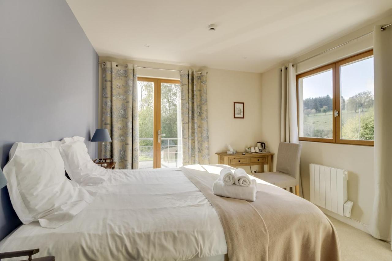 La Cascade Bed & Breakfast Estrée-Wamin Екстериор снимка